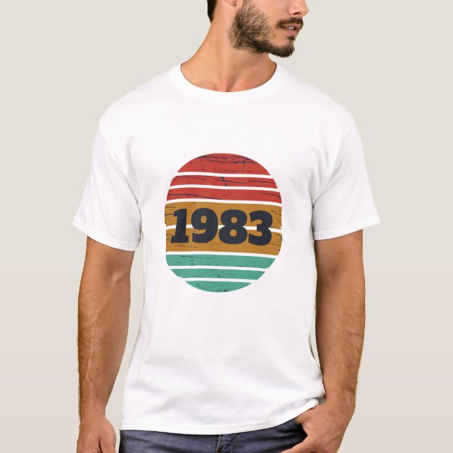 Personligens vintage födelsedag t shirt (Framsida)