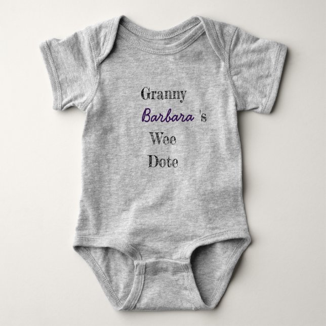 PersonligGrannybaby T Shirt (Framsida)
