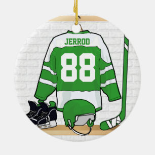 Personliggrönt- och vitishockey Jersey Julgransprydnad Keramik