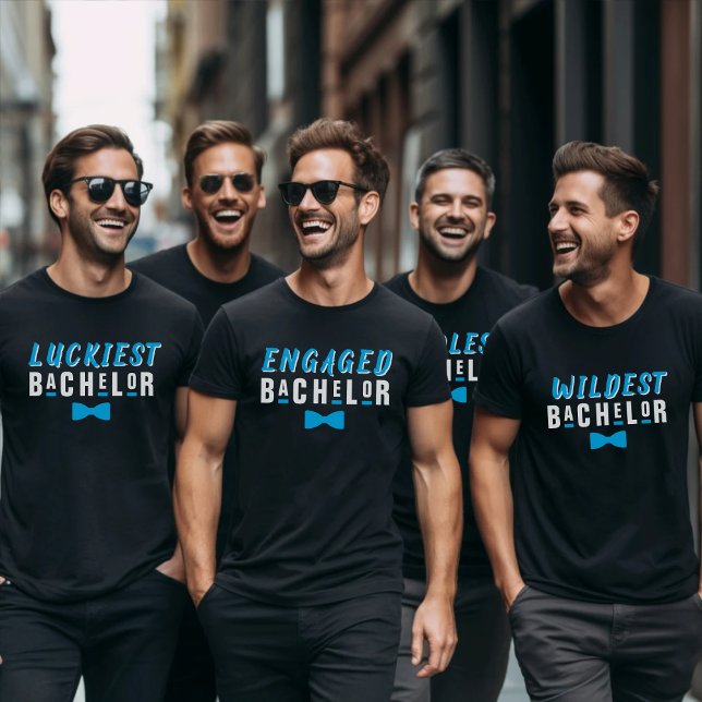 Personlighetstyp Blå Fluga Spennarrfest T Shirt (Luckiest Groomsman Blue Bowtie Bachelor Party T-Shirt
)