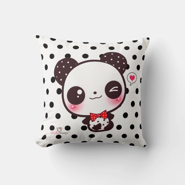PersonligKawaii panda på svart polka dots Kudde (Framsida)