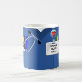 Personligsjuksköterskan skurar i blått kaffemugg