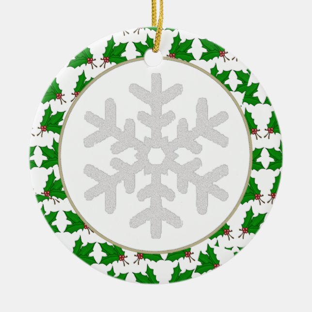 PersonligSnowflake och järnekprydnad Julgransprydnad Keramik (Framsidan)
