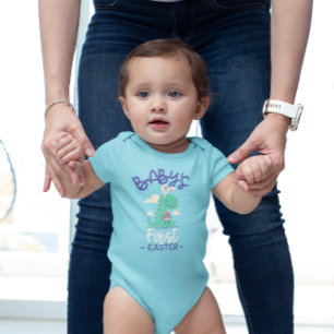 PERSONLIGT BABYNS FÖRSTA PÅSK T SHIRT
