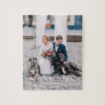 Personligt bröllp Photo Lodrät Puzzle Pussel<br><div class="desc">En roligt och ett unikt bröllop-keepsaké med anpassningsbar foto med calligraphy-skript. Det här lodräts fotopussel är en unik vändning på familjens roligt.</div>