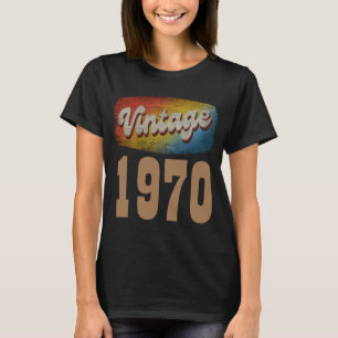 PERSONLIGT FÖDELSEDAGSGÅVA FÖDELSEÅR T-SHIRT I VI