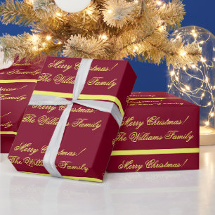 Personligt julpresentidéer i burgunderrött och gul presentpapper