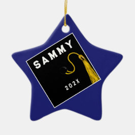 Personligt keramiskt minnesmärke för examen julgransprydnad keramik