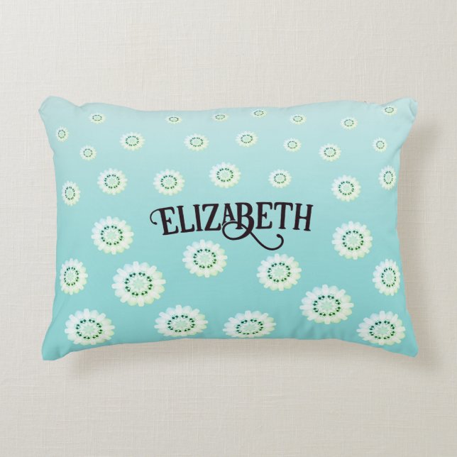 Personligt ljusblått blommigt prydnadskudde (Framsidan)