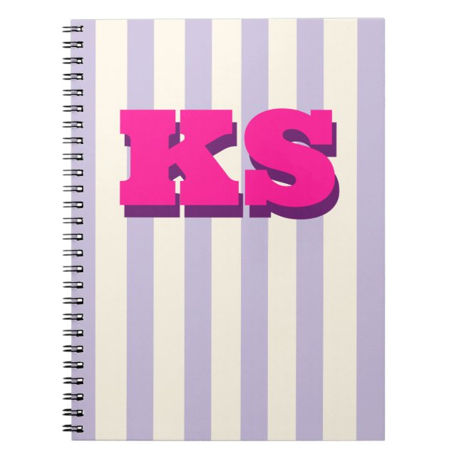 Personligt monogram lila rand initial anteckningsbok (Framsidan)