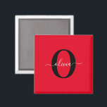 Personligt monogram skriptnamn rött svart vitt magnet<br><div class="desc">Denna eleganta monogram och stilfulla skriptnamnsdesign kan ges som en present för en födelsedag, bröllop, brudshow, årsdag, mors dag eller någon annan tillställning. Det kan anpassas med personens initial och namn. Du kan ändra teckensnitt, teckensnittsfärg, teckensnittsstorlek och bakgrundsfärg med hjälp av designverktyget. Teckensnittsstorleken måste minskas för initialerna J och Q....</div>