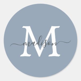 Personligt skriptnamn Monogram Dusty Blue Runt Klistermärke