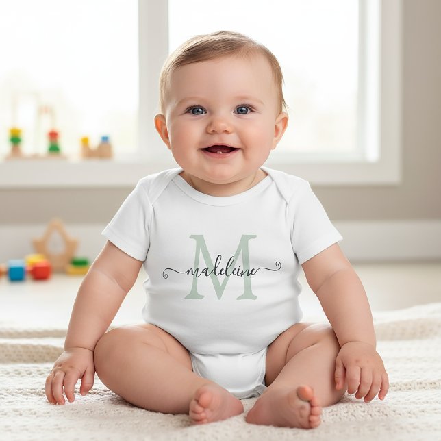 Personligt skriptnamn Monogram Mjuk Grön T Shirt (Skapare uppladdad)