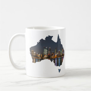 Perth, Australien, Skyline vid nattreflektioner Kaffemugg