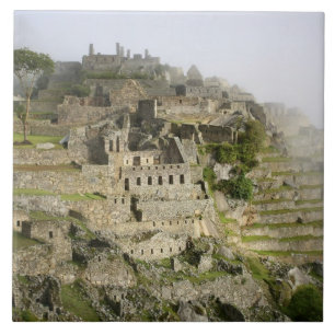 Peru, Machu Picchu. Den antika citadellen Machu Kakelplatta