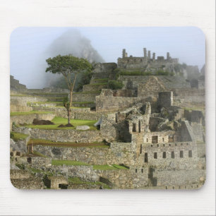 Peru, Machu Picchu. Den antika citadellen Musmatta