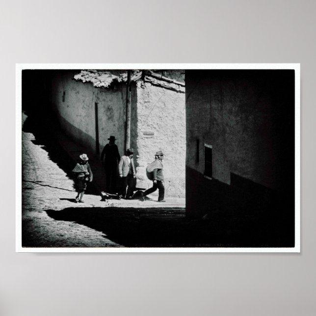 Perus Manar går ner på gatans monokrom Poster (Framsidan)