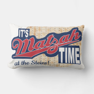 Pesach Seder Lumbar Pillow "Det är MATZAH Time!" Lumbarkudde