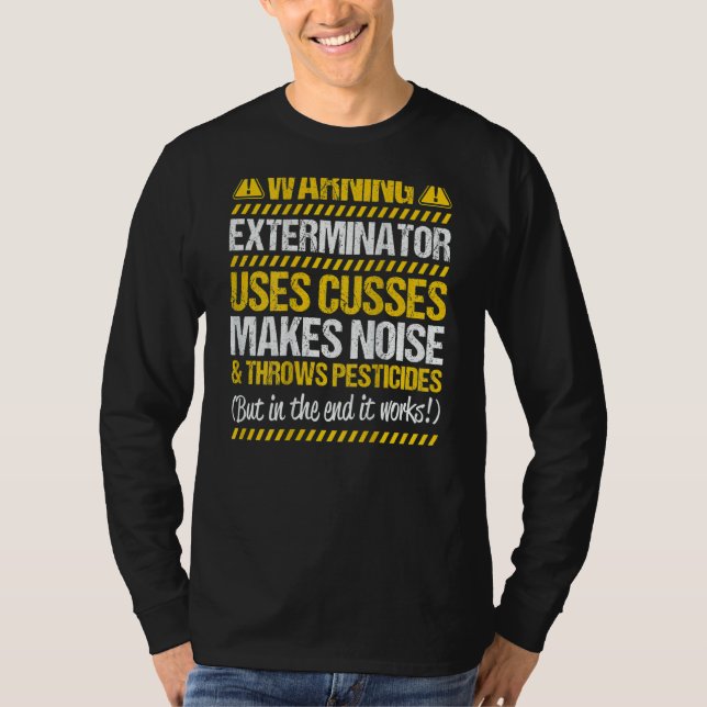 Pest Control Throws Pesticides Exterminator T Shirt (Framsida)