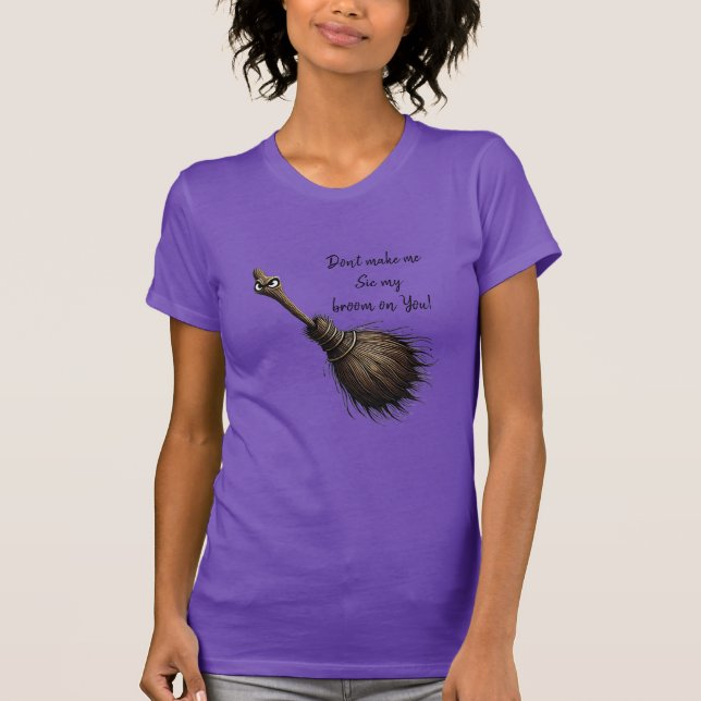 Pet Broom T-Shirt (Framsida)