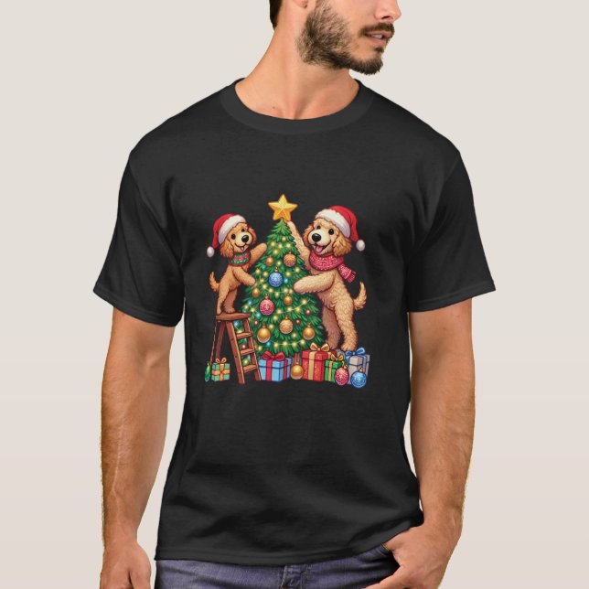 Pet Djur älskare Goldendoodle Decorating Christma T Shirt (Framsida)