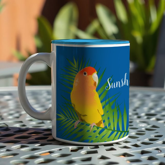 Pet Lovebird Parrot Gult Lutino Löv Blue Namn Två-Tonad Mugg (Personalized mug featuring a playful yellow lovebird for proud bird parents!)