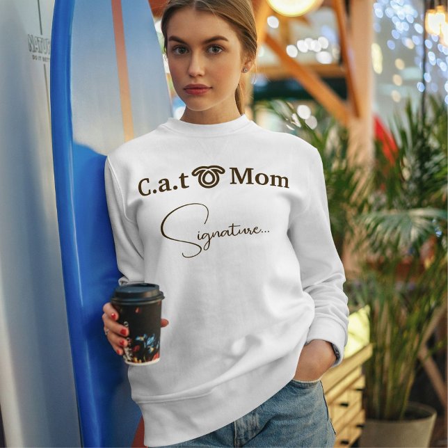 Pet Lover Brown Funny Script Cat Mom Custom White T Shirt (Skapare uppladdad)