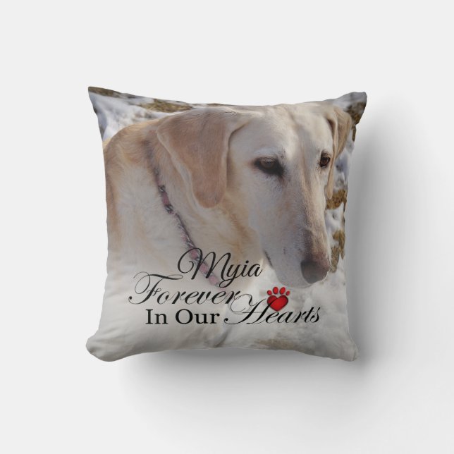 Pet Memorial - Katt eller Hund FORVER i HJÄRTAT Kudde (Framsida)