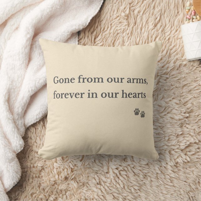 Pet Memorial Pillow – Forever in Our Hearts Kudde (Filt)