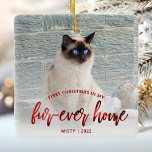 Pet Photo First Christmas Forever Home Red Julgransprydnad Keramik<br><div class="desc">Commemorate your pet's first Christmas in their new home with this beautiful modern keepsake ornament. The text reads "First Christmas in my fur-ever home, " with the words "fur-ever home" in elegant red faux foil script. Replace the sample image with a photo of your cat or dog and add their...</div>
