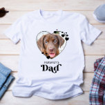 Pet Photo hund Heart Hund älskare Personlig T Shirt<br><div class="desc">Hund Pappa ... Överraska din favorit Hund Pappa i Fars dag, jul eller på hans födelsedag med den här toppen, gullet med anpassningsbar. Anpassa den här pappa-skjortan i hund med hund favoritfoton och namn. Denna skjorta i hund är ett måste för hundälskare och hund! Underbar gåva från hund. COPYRIGHT ©...</div>