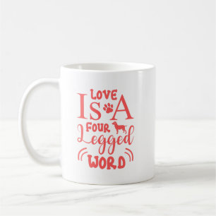 Pet Quote: Kärlek är ett fyrabalt Ord i Rosa Kaffemugg