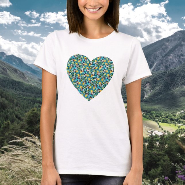 Petal Party Mönster T-Shirt (Skapare uppladdad)