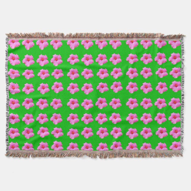 "Petal Serenity: Rosa Hibiscus på en Grönt Canvas Filt (Framsidan)