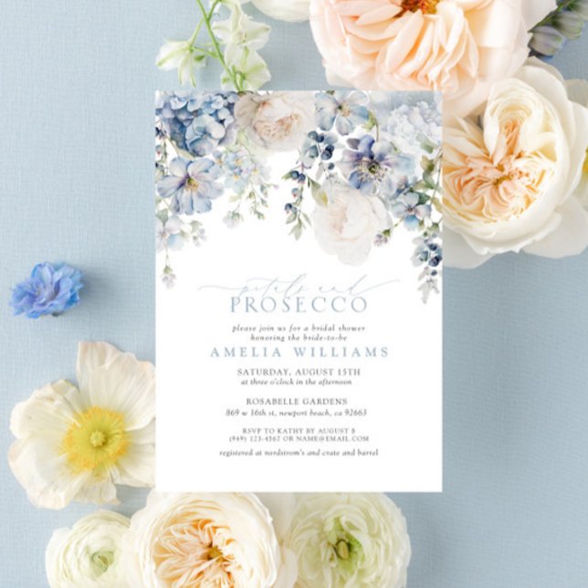 Petals & Prosecco Dusty Blue Blommigt Möhippa Inbjudningar (Easily personalize this beautiful petals and Prosecco bridal shower invite for the perfect event!)