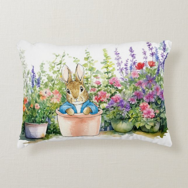 Peter Rabbit i pottväxten i trädgården Prydnadskudde (Framsidan)