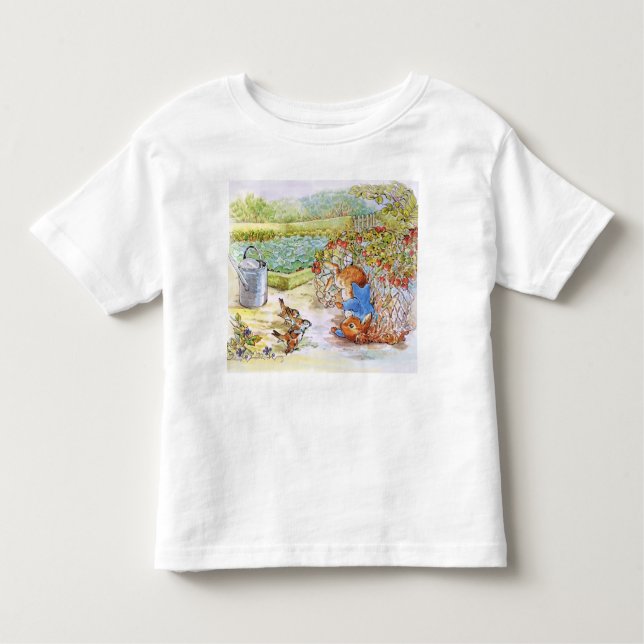 Peter Rabbit Tumbling in Vegie Patch T Shirt (Framsida)