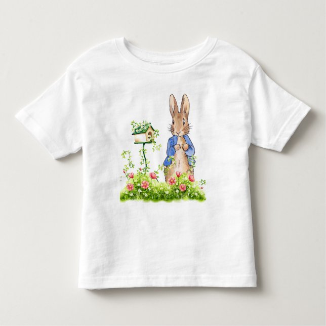 Peter the Rabbit in Hans Garden T Shirt (Framsida)