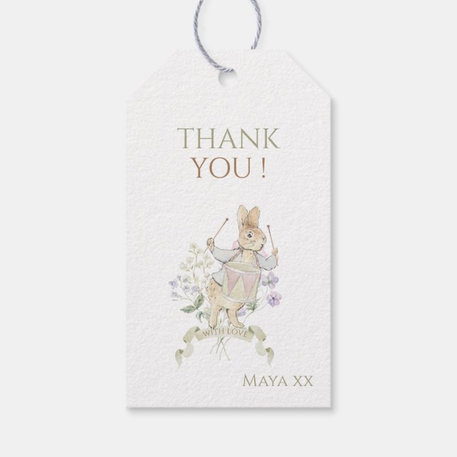 Peter Vapenskölden Monogram Gender Baby Shower Presentetikett (Baksidan)