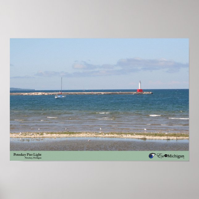 Petoskey Pier Light - Michigan Poster (Framsidan)