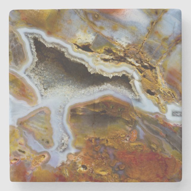 Petrifierat trä med kristaller stenunderlägg (Framsidan)