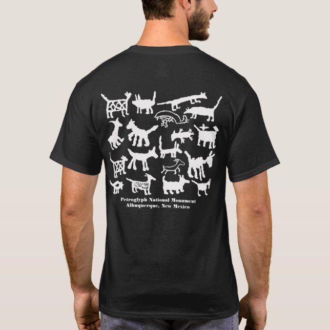 Petroglyfer av hundar, präriebröd och räv t shirt (Baksida)