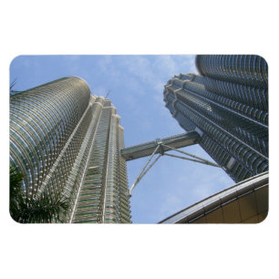 petronas torn high magnet