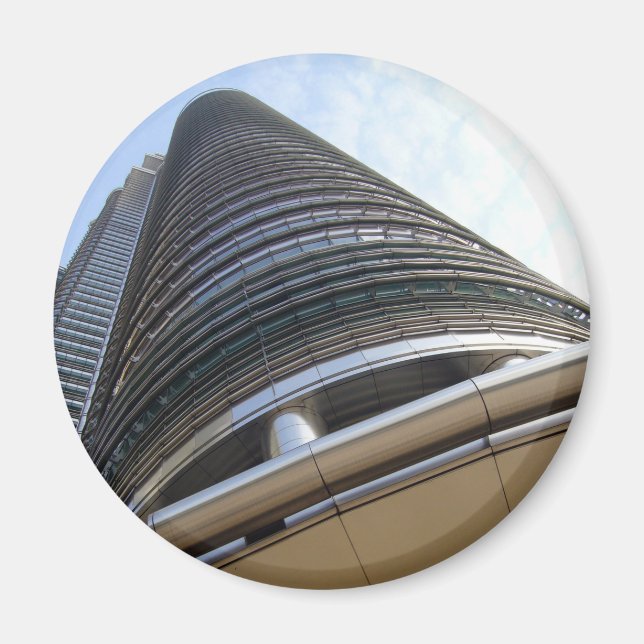 petronas up magnet (Framsidan)
