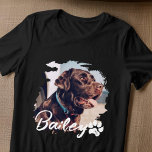 Pets enkla moderna Coola Typografi Namn och foto T Shirt<br><div class="desc">Denna enkla och moderna design består av modern,  enkel,  lekfull skripttypografi. Lägg till ett foto av anpassningsbarnas husdjur.</div>