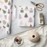 Pets Patterned Julgranar Benvit Presentpapper<br><div class="desc">Julgranar mönster med var och en av de enskilda träd som har sin egen klädsel eller fodrad mönster. Roligt och unik papper utformning för julsäsongen.</div>