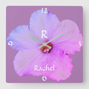 Petunia Blommigt Namn Monogram Rosa Cute Fyrkantig Klocka