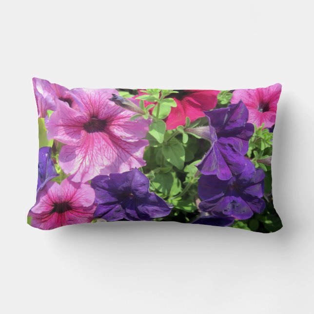 Petunia Pillow Lumbarkudde (Framsida)