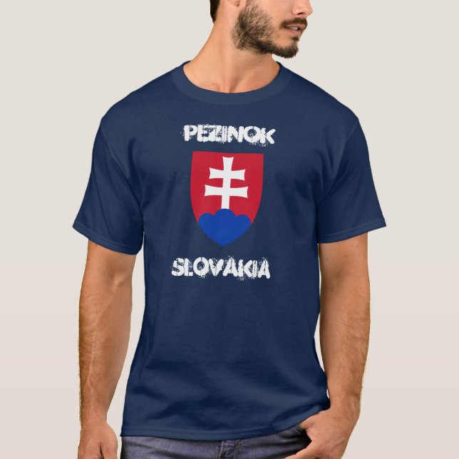 Pezinok, Slovakien, med jackande av arm T Shirt (Framsida)