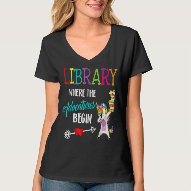 Ph Bibliotek Crew Teacher Back to school Bibrarian T Shirt (Framsida)